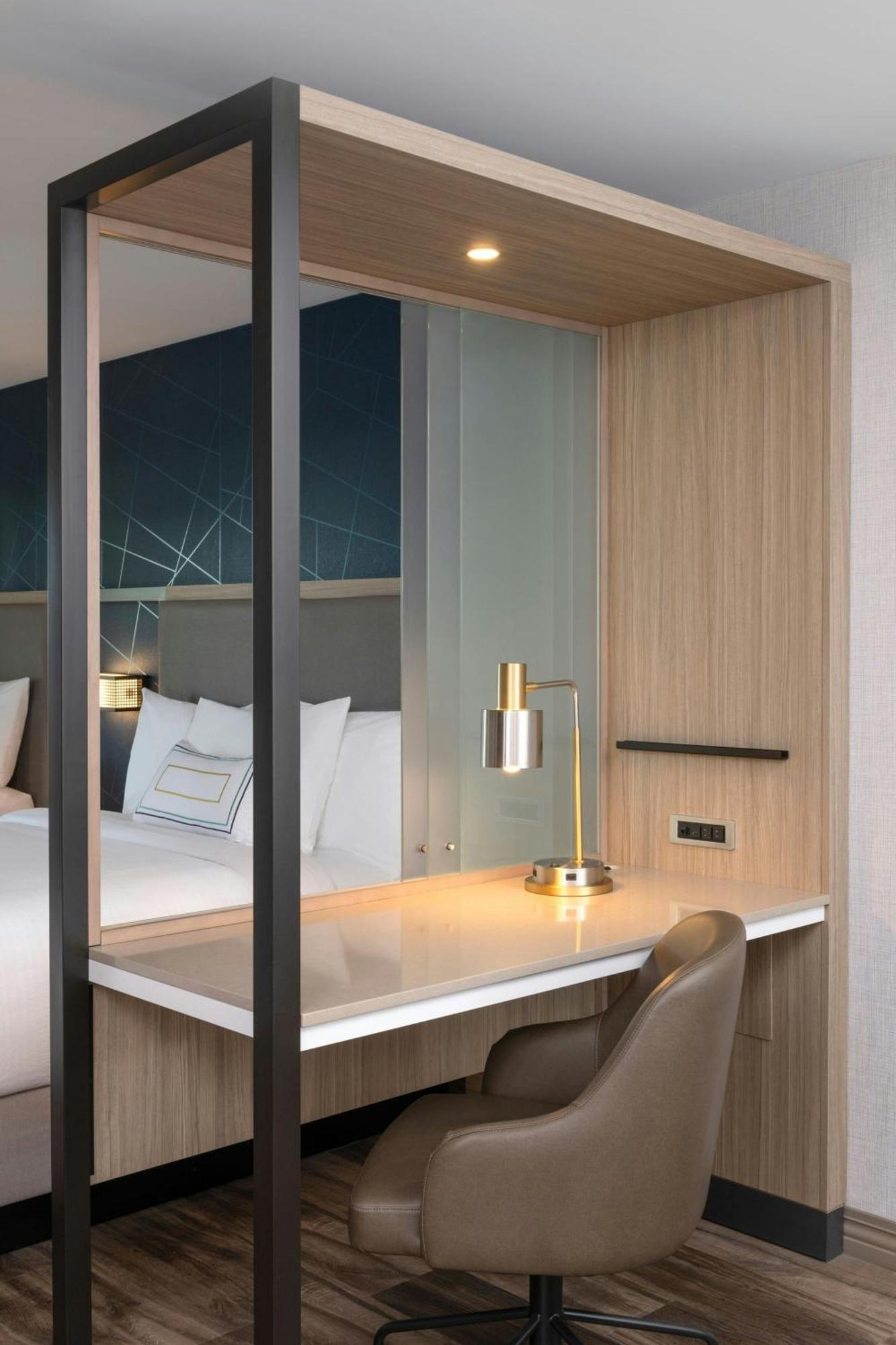 Springhill Suites By Marriott San Diego Carlsbad Bagian luar foto